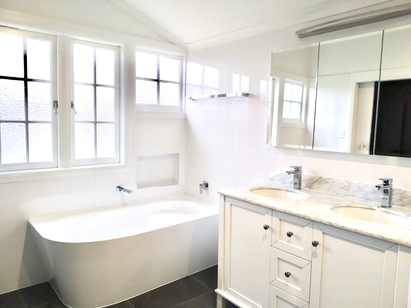 New bathroom renovation gold coast 